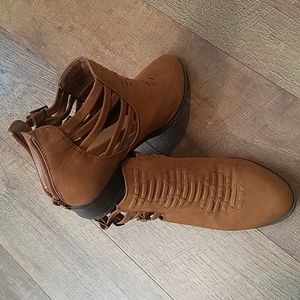 Just Fab booties
